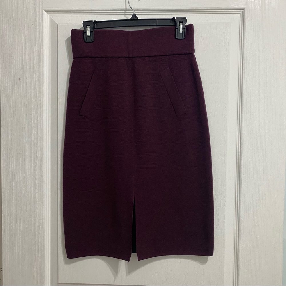 CLUB MONACO 100% Wool Pencil Skirt w/ Front Slit, size Small, Wine, Like NEW $59